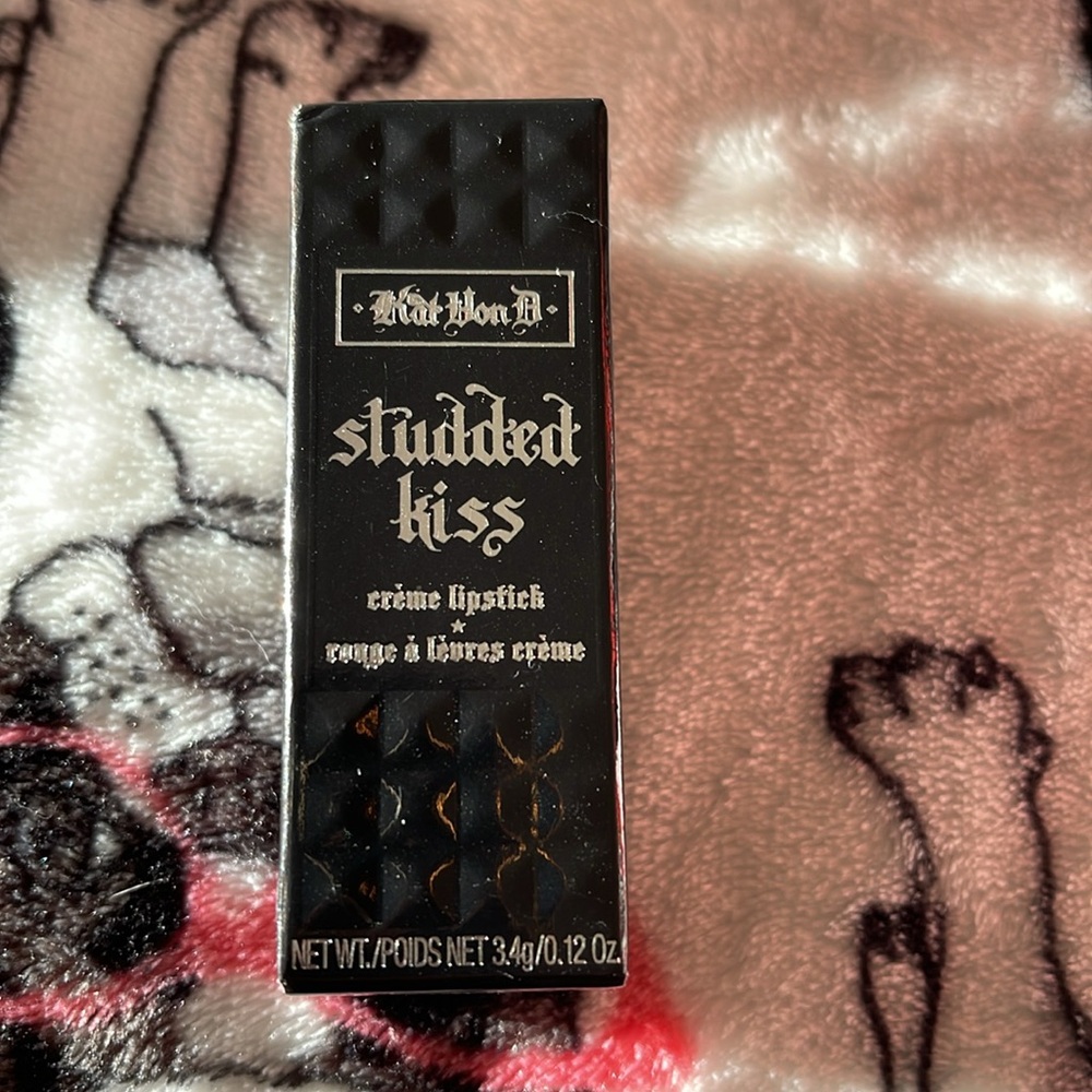 Kat Von D Hawkwind Studded Kiss Creme Lipstick - Picture 4 of 6